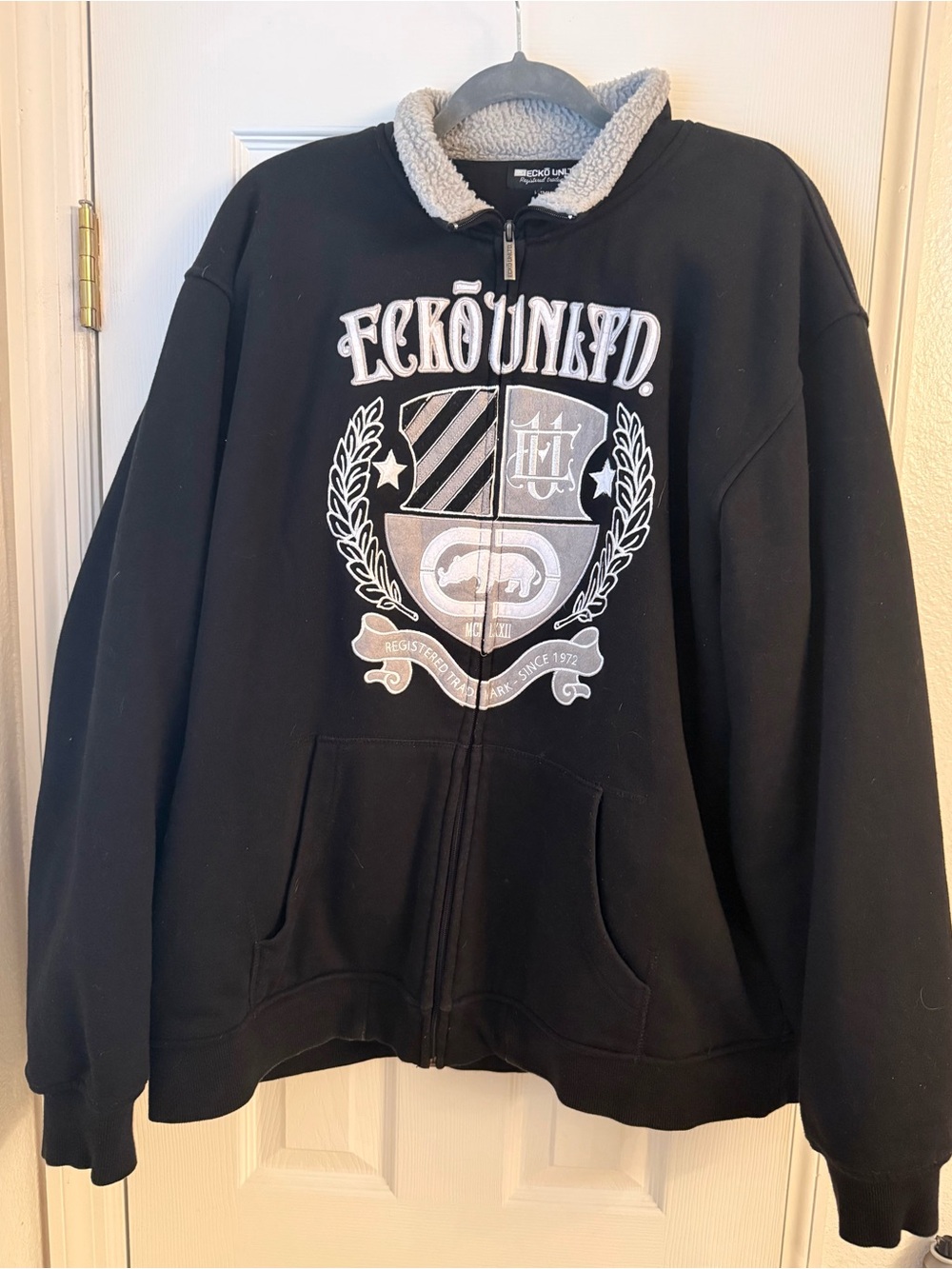 Ecko Unlimited Black Zip-Up Hoodie with Gray Sherpa Collar Vintage